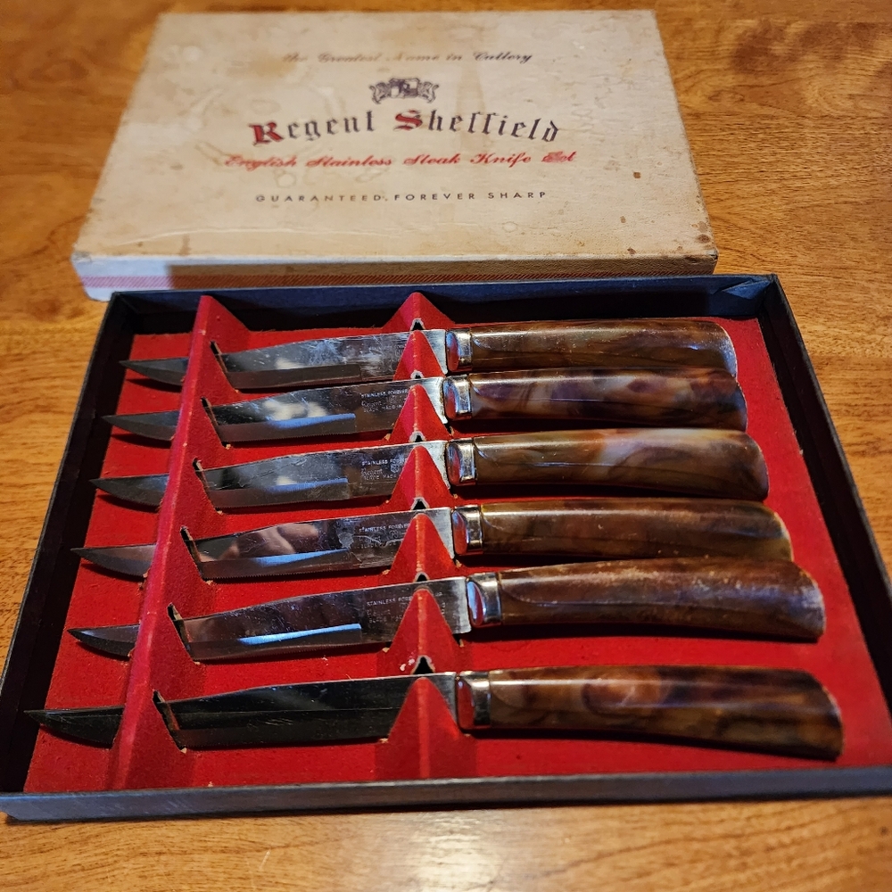 Regent Sheffield English Stainless Steak Knife Set, 6 Knives - Picture 3 of 6